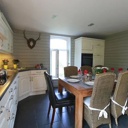 Holiday home Splendid Mansion In Bastogne With Fenced Garden *