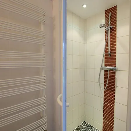 Riverside Mansion Retreat